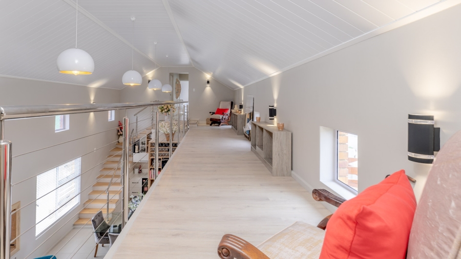 4 Bedroom Property for Sale in Oceanview Heights Western Cape